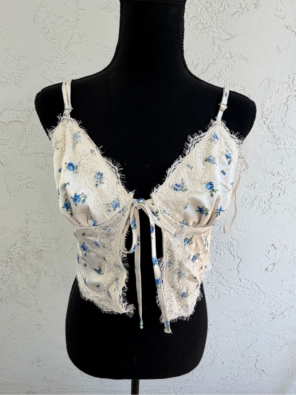 Lace-Trim Floral Satin Bralette in Cream with Blue Roses